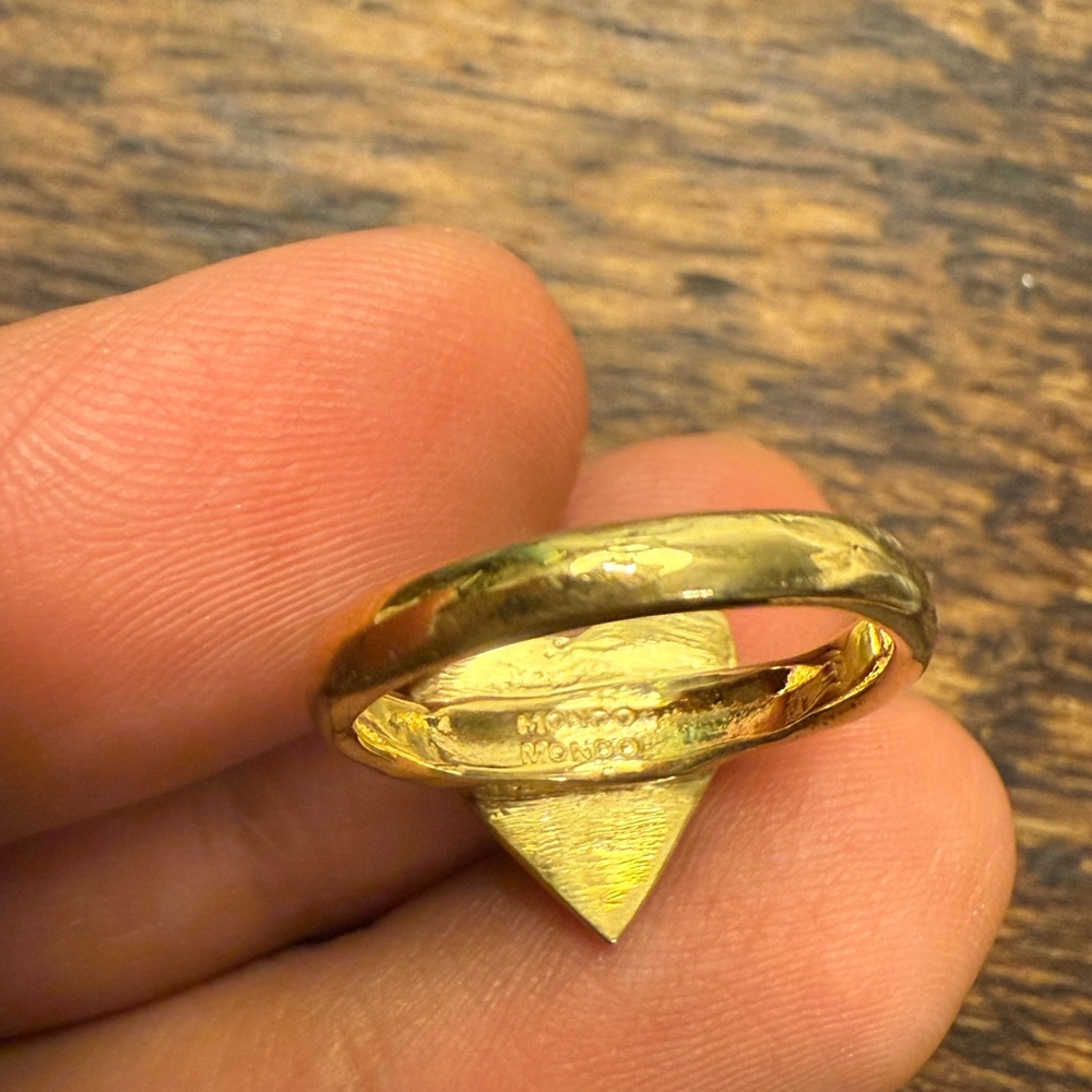 Mondo Mondo Archive • Heart Ring 💛 - Picture 8 of 8